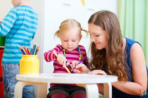 Dieci modi per incoraggiare un bambino a cui non piace disegnare 1 colorazione del bambino